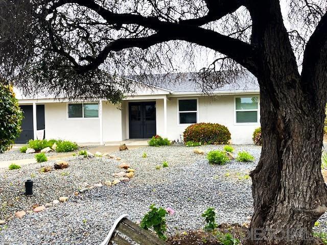 16731 Callado Ct, San Diego CA: https://media.crmls.org/mediaz/310d0c9d-d0e1-46c1-9e5d-ef7dd28fa903.jpg