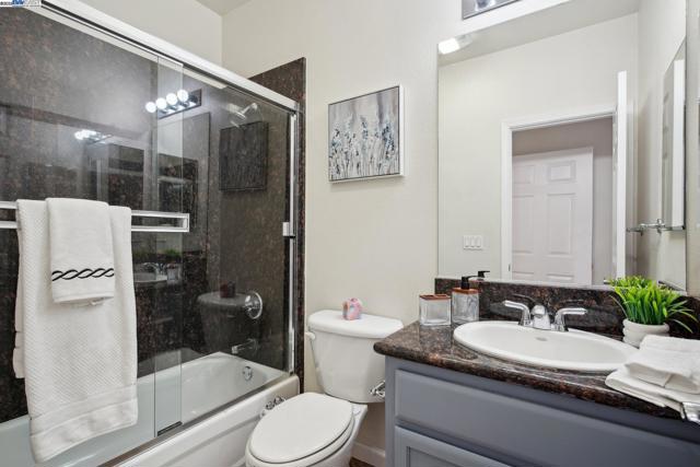 3240 Maguire Way, Dublin CA: https://media.crmls.org/mediaz/310db1be-4c40-4858-97b2-90fd8f8c17a6.jpg