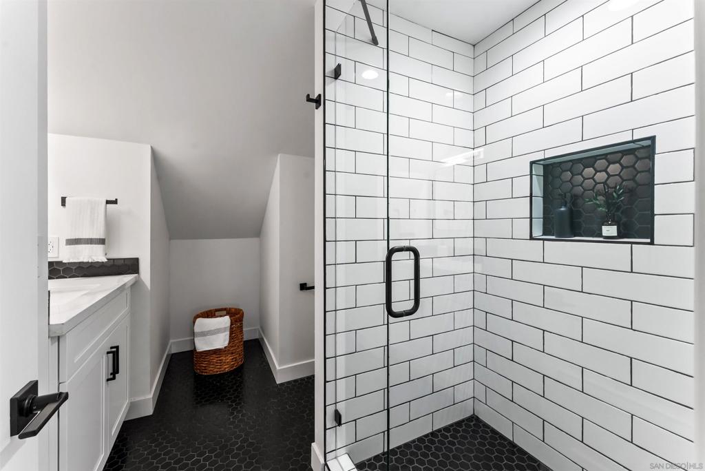 MLS #260017411SD image #41