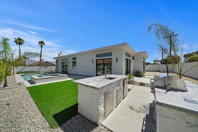 78525 Orcabessa Drive, Bermuda Dunes CA: https://media.crmls.org/mediaz/310f84a9-e379-4a2a-82ef-94efa8eafcc4.jpg
