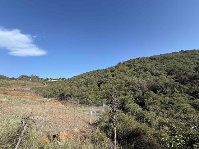 Detail Gallery Image 16 of 28 For Rainbow Glen Rd, Fallbrook,  CA 92028 - – Beds | – Baths