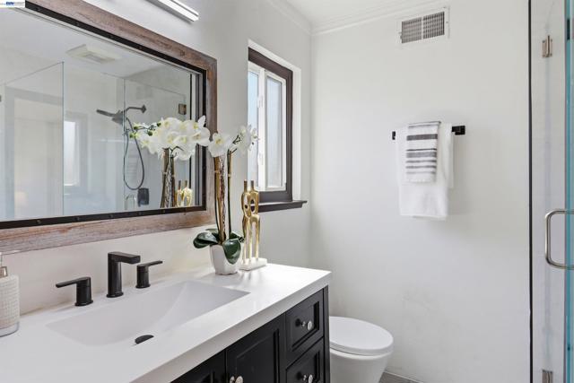 Image 33 of 39 For 4972 Minas Dr