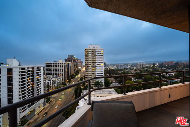 10601 Wilshire Boulevard, Los Angeles CA: https://media.crmls.org/mediaz/31132c36-543a-4c9a-83f5-16e9b4b5fe05.jpg
