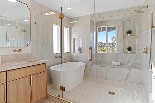 Detail Gallery Image 32 of 55 For 4623 Telescope Ave, Carlsbad,  CA 92008 - 4 Beds | 3 Baths