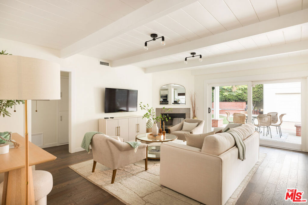 MLS #26986533 image #2