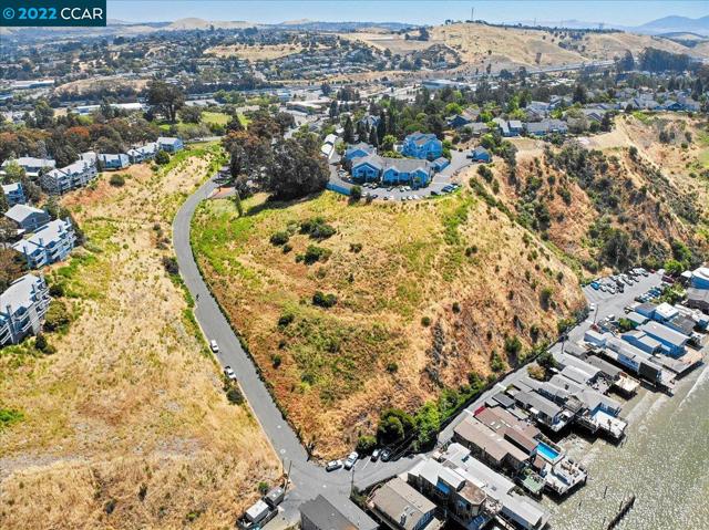 Image 8 of 19 For 201 Sandy Beach Road