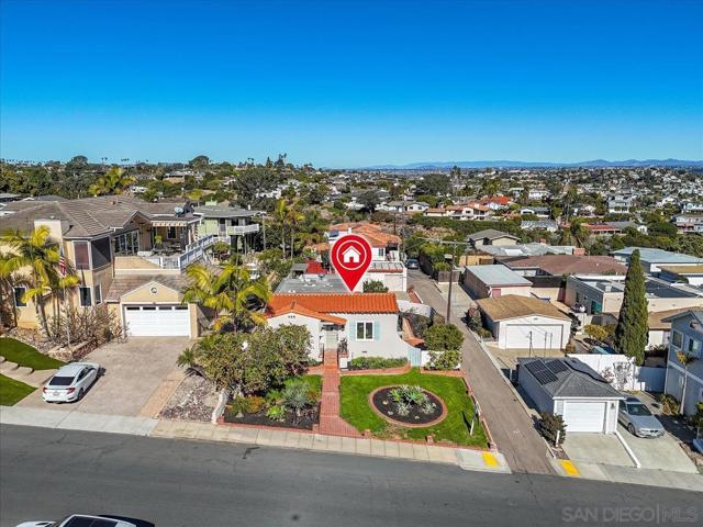 3326 Trumbull St, San Diego, California 92106, 2 Bedrooms Bedrooms, ,1 BathroomBathrooms,Single Family Residence,For Sale,Trumbull St,250001136SD