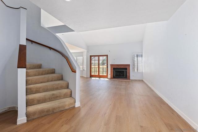 427 Conifer Glen, Escondido CA: https://media.crmls.org/mediaz/3115b322-0d48-44c1-93c2-4d598965d370.jpg