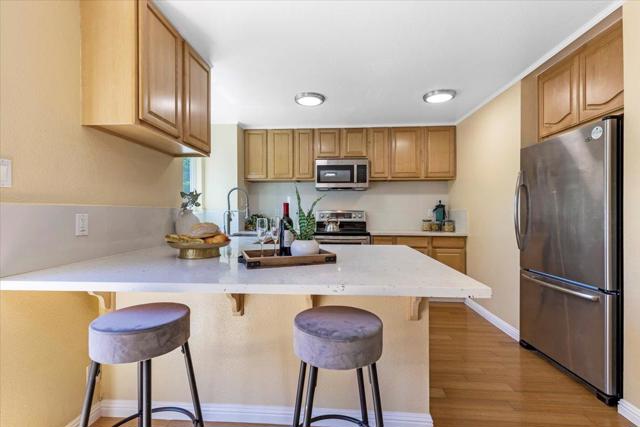 83 Devonshire Avenue, Mountain View CA: https://media.crmls.org/mediaz/3116652c-735d-4feb-8ff0-8da261ed79d7.jpg