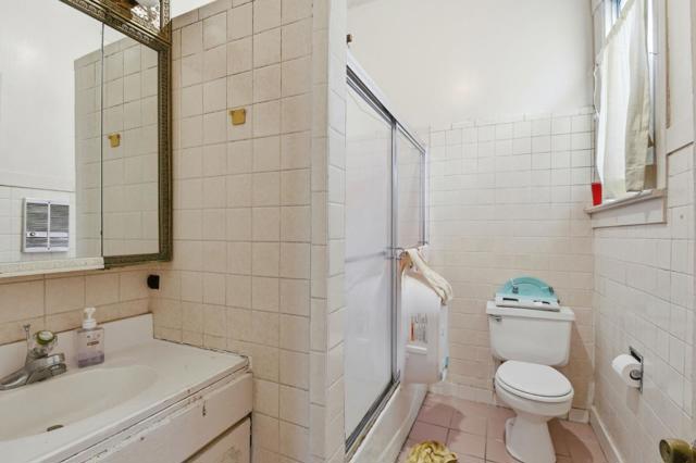 21182122 Mason Street, San Francisco CA: https://media.crmls.org/mediaz/3116860b-971e-40d3-b47c-412d3906e250.jpg