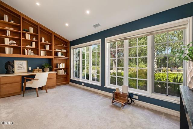 423 Lakeview Road, Pasadena CA: https://media.crmls.org/mediaz/3116edf0-cac0-4b0d-aa79-d231d5357e31.jpg