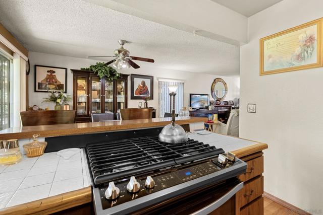 6065 Nancita Ct, San Diego CA: https://media.crmls.org/mediaz/3117da7b-ab94-4548-8a34-e8baef14028b.jpg