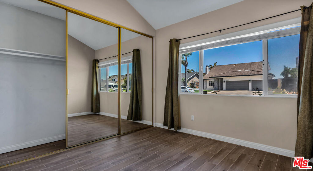 MLS #25543671 img 16