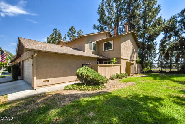 692 W Point O Woods Dr, Azusa, CA 91702