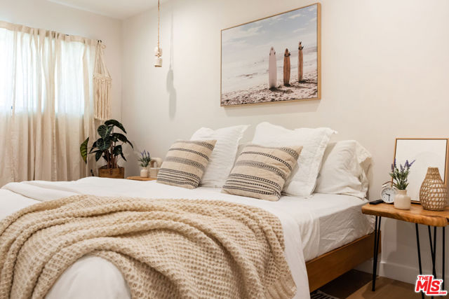 17 Sunset Avenue, 1 photo 21
