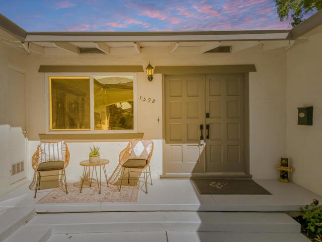 1598 Benton Street, Sunnyvale CA: https://media.crmls.org/mediaz/311b9d53-edd7-4755-a3f6-1672b017d599.jpg