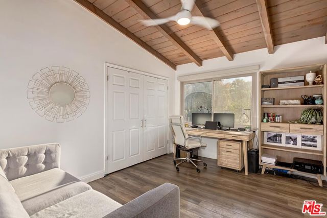 Image 18 of 33 For 8730 Encino Avenue