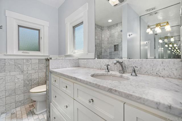 Detail Gallery Image 34 of 67 For 1654 Camino Del Mar Upper,  Del Mar,  CA 92014 - 3 Beds | 3 Baths