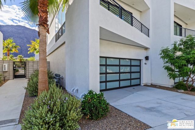 906 Cameron Center Drive, Palm Springs, CA 92264