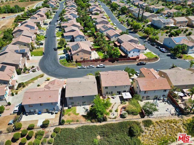 12512 Valley Vista Way, Sylmar CA: https://media.crmls.org/mediaz/311cd74a-ca88-427d-9d10-cef0232ef7e7.jpg