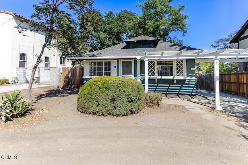 894B S Pasadena Avenue