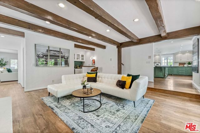217 17th Street, Santa Monica CA: https://media.crmls.org/mediaz/311e8014-aa86-449c-bd8c-208ea1e92511.jpg