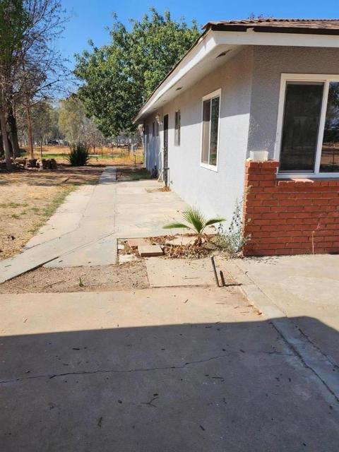 8831 Herndon Avenue, Clovis, California 93619, 3 Bedrooms Bedrooms, ,2 BathroomsBathrooms,Single Family Residence,For Sale,Herndon,ML81908973