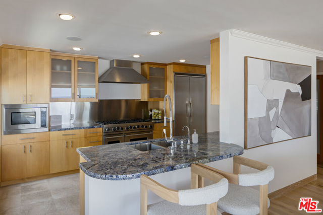 3412 Ocean Front Walk, 201 photo 6