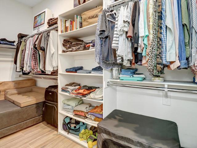 54050 Avenida Obregon, La Quinta CA: https://media.crmls.org/mediaz/311fa50e-fb53-42e7-b7c3-94c0d7cc9cfb.jpg