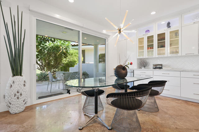 49845 Lago Drive, La Quinta CA: https://media.crmls.org/mediaz/31205fe2-aab4-43c8-bd39-518676f71510.jpg