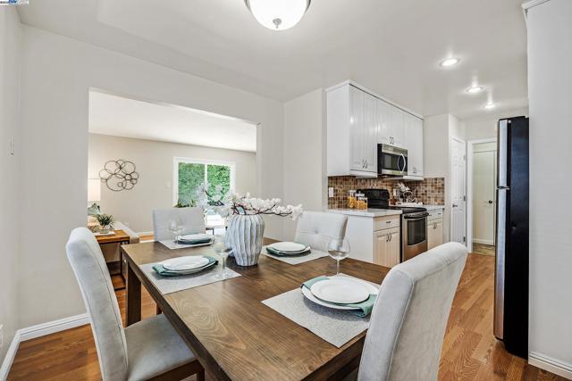 36560 Lakewood Dr, Newark CA: https://media.crmls.org/mediaz/3120a5e1-e47a-4074-9e53-6d0d2de46e5a.jpg