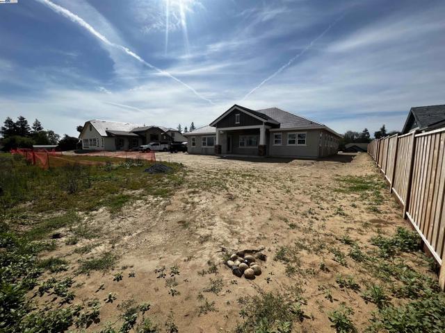 2955 Almondwood Place, Oakley, California 94561, 4 Bedrooms Bedrooms, ,3 BathroomsBathrooms,Single Family Residence,For Sale,Almondwood Place,41048567