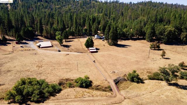 10488 Converse RD, Coulterville CA: https://media.crmls.org/mediaz/312107e2-1db3-4fa7-98f8-8bd2adbf86f5.jpg
