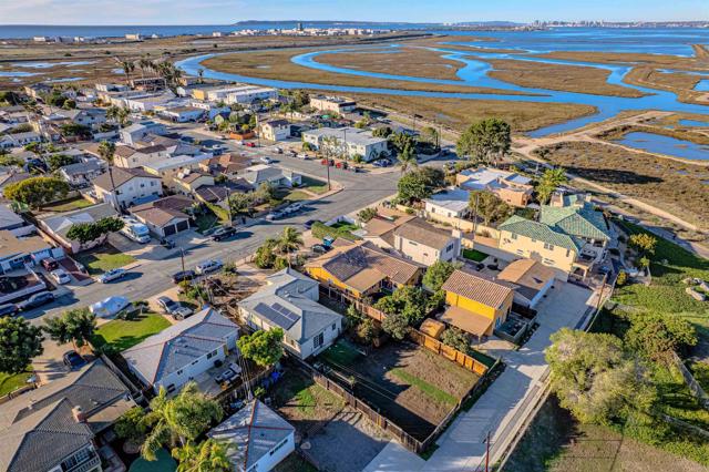 Detail Gallery Image 27 of 27 For 425 8th St, Imperial Beach,  CA 91932 - 3 Beds | 2 Baths