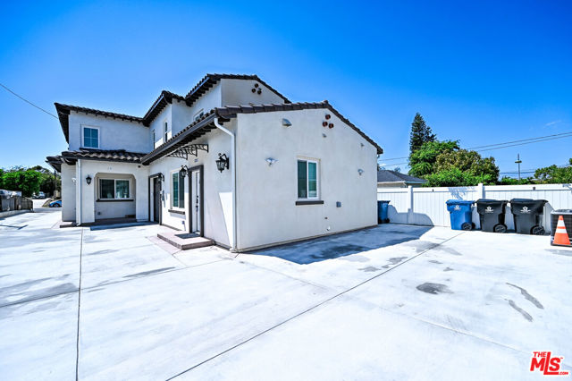 2028 S Chapel Avenue, Alhambra CA: https://media.crmls.org/mediaz/31218436-919d-4252-b770-92370f8f28da.jpg
