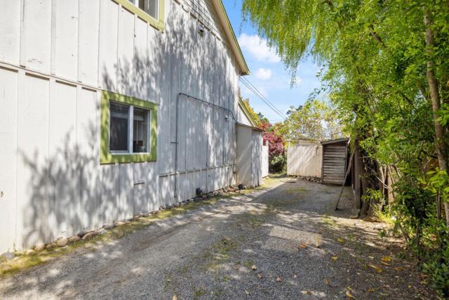 399 13th Avenue, Santa Cruz CA: https://media.crmls.org/mediaz/3121c28c-4a57-430c-b632-35d56d5c1a94.jpg