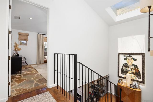 227 Neptune Ave, Encinitas CA: https://media.crmls.org/mediaz/31226fbb-e7ec-4203-a471-0df87f7dda78.jpg