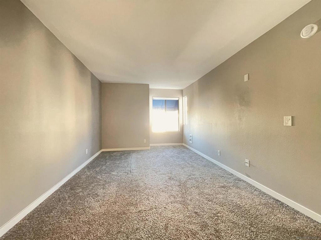 8338 Regents Rd - photo 11