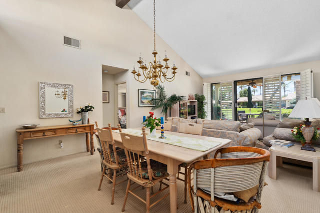 265 Calle Del Verano, Palm Desert CA: https://media.crmls.org/mediaz/3122f34d-a9b9-4a7e-acdb-ca5b8a5f129f.jpg