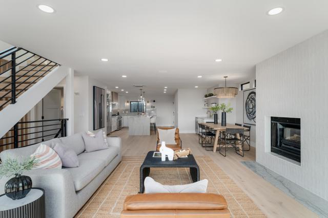 2623 Ocean Front Walk, San Diego CA: https://media.crmls.org/mediaz/31230d50-0fb3-45dc-8bf2-ff368ebfa3f0.jpg