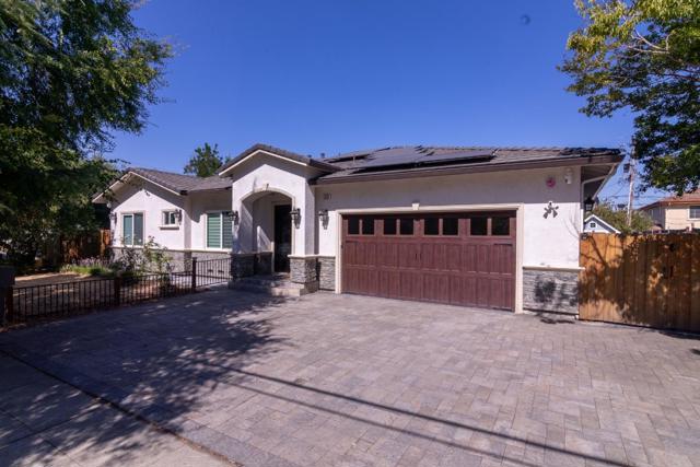 1258 S Stelling Road, Cupertino CA: https://media.crmls.org/mediaz/3124d5eb-05fa-45f8-abdd-4b241027eba3.jpg
