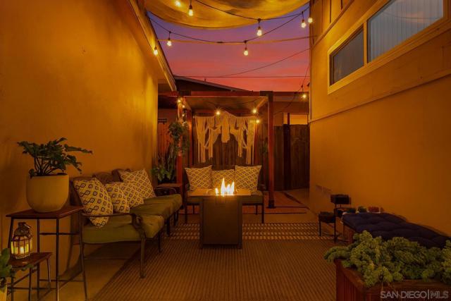 1818 Diamond St, San Diego CA: https://media.crmls.org/mediaz/3125031e-7ed5-4ddc-a1de-978ec980afbb.jpg