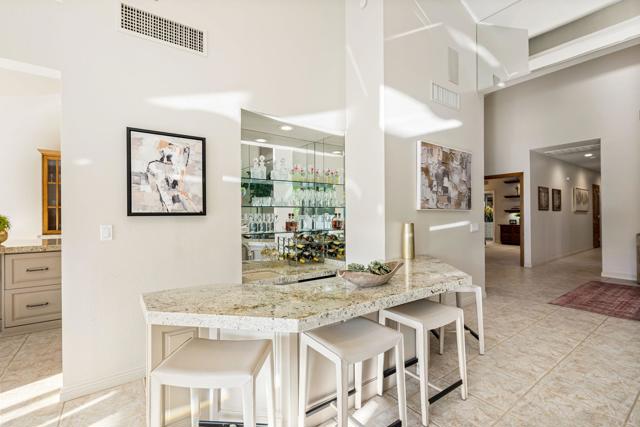55197 Southern, La Quinta CA: https://media.crmls.org/mediaz/31256ab2-3c2e-4ea1-bec7-f450b44b660f.jpg