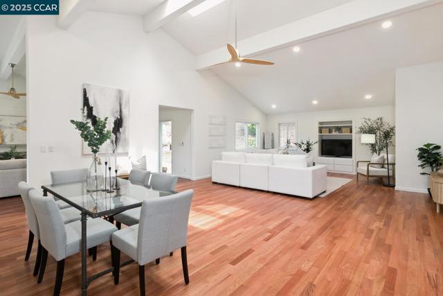 2 Deer field, Walnut Creek CA: https://media.crmls.org/mediaz/31259f4d-cbd7-4546-b893-6df2e4aa332b.jpg