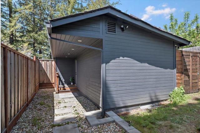 789 Canada Road, Woodside CA: https://media.crmls.org/mediaz/312664cc-64d2-43f4-8b29-de8460572dd1.jpg