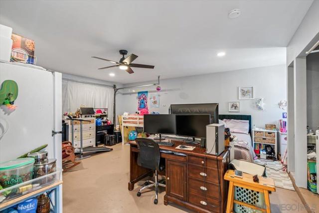 2019 Bridgeport, Chula Vista CA: https://media.crmls.org/mediaz/31266a37-c4f2-47fc-9fb9-d9a82cef1d6f.jpg