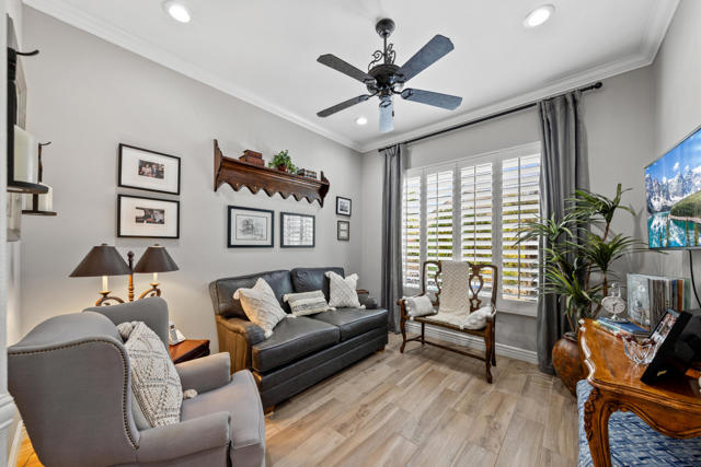 Image 10 of 26 For 40882 Calle Claro