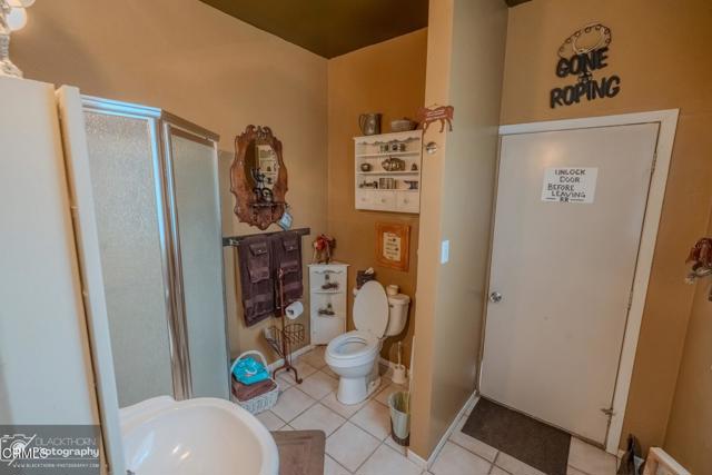 Detail Gallery Image 13 of 19 For 50 Sterling Rd, Bakersfield,  CA 93307 - 2 Beds | 2 Baths