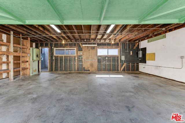 Commercial for Sale in Hawthorne, California