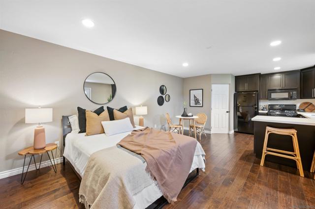 Image 22 of 33 For 10793 Via Cimborio Cir